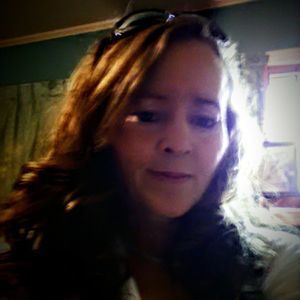 Meet your Posher, Becky